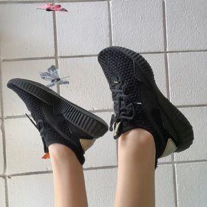 black and gold puma sneakers!